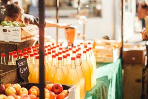 保龄球比赛板球连连，菲律宾选手取得冠军