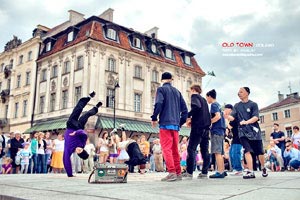 球队主场失利战术调整备战下轮比赛